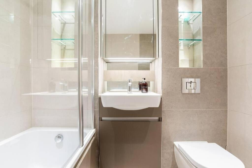 Luxury River Side Penthouse ลอนดอน ภายนอก รูปภาพ
