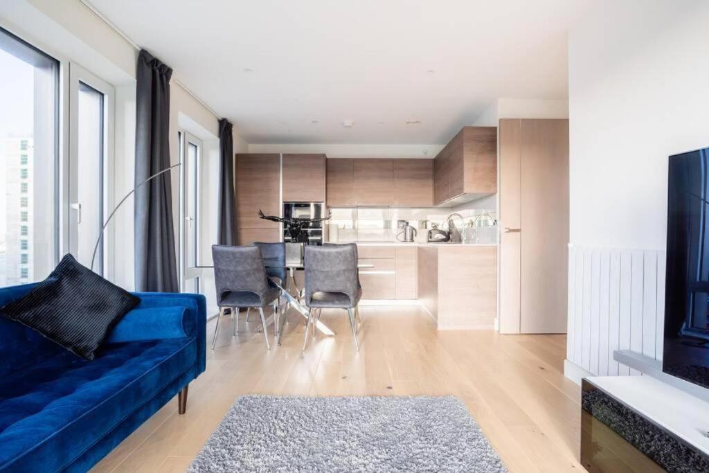 Luxury River Side Penthouse ลอนดอน ภายนอก รูปภาพ
