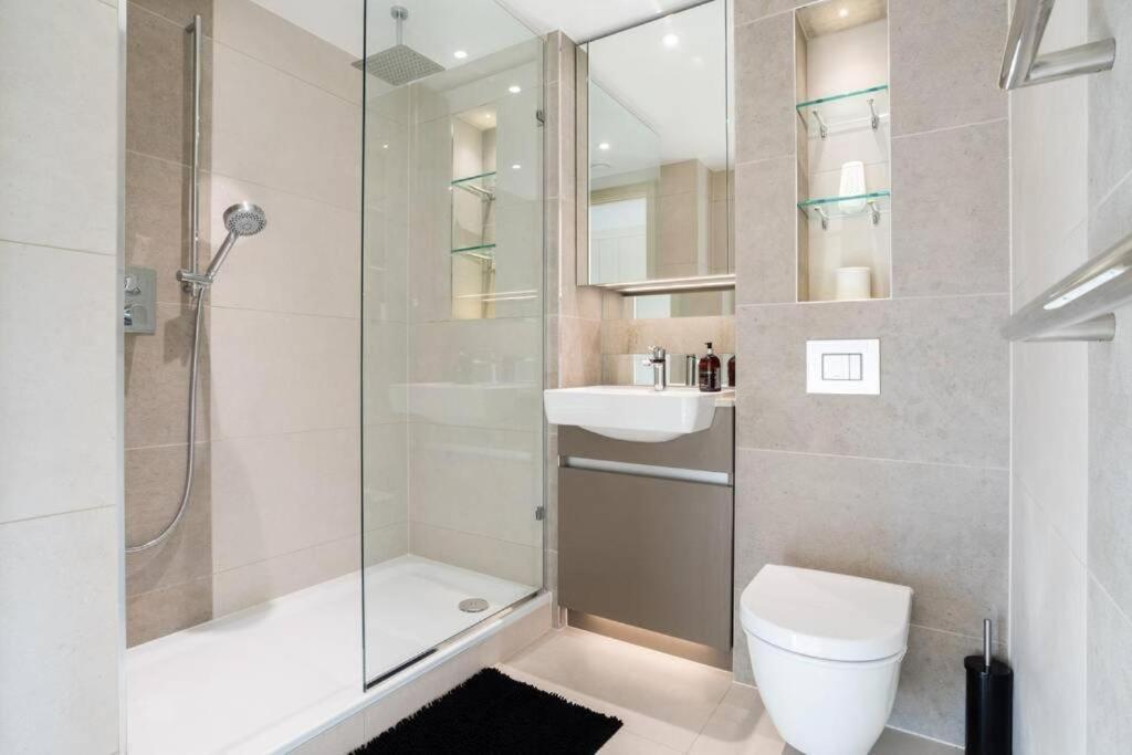 Luxury River Side Penthouse ลอนดอน ภายนอก รูปภาพ